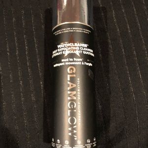 GlamGlow Youthcleanse daily exfoliating cleanser